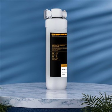 U megliu sottu u sistema di filtrazione di l'acqua